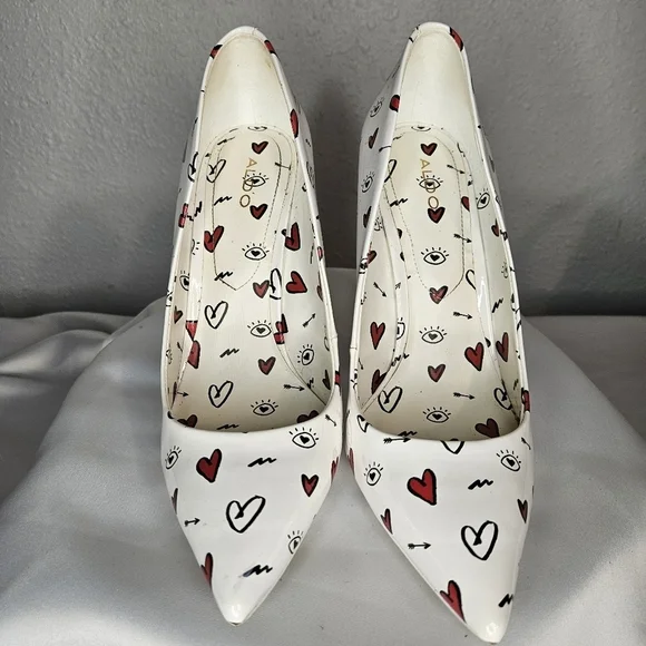 Special Limited Edition White, Black and Red Aldo Heart Pumps! - Picture 5 of 9
